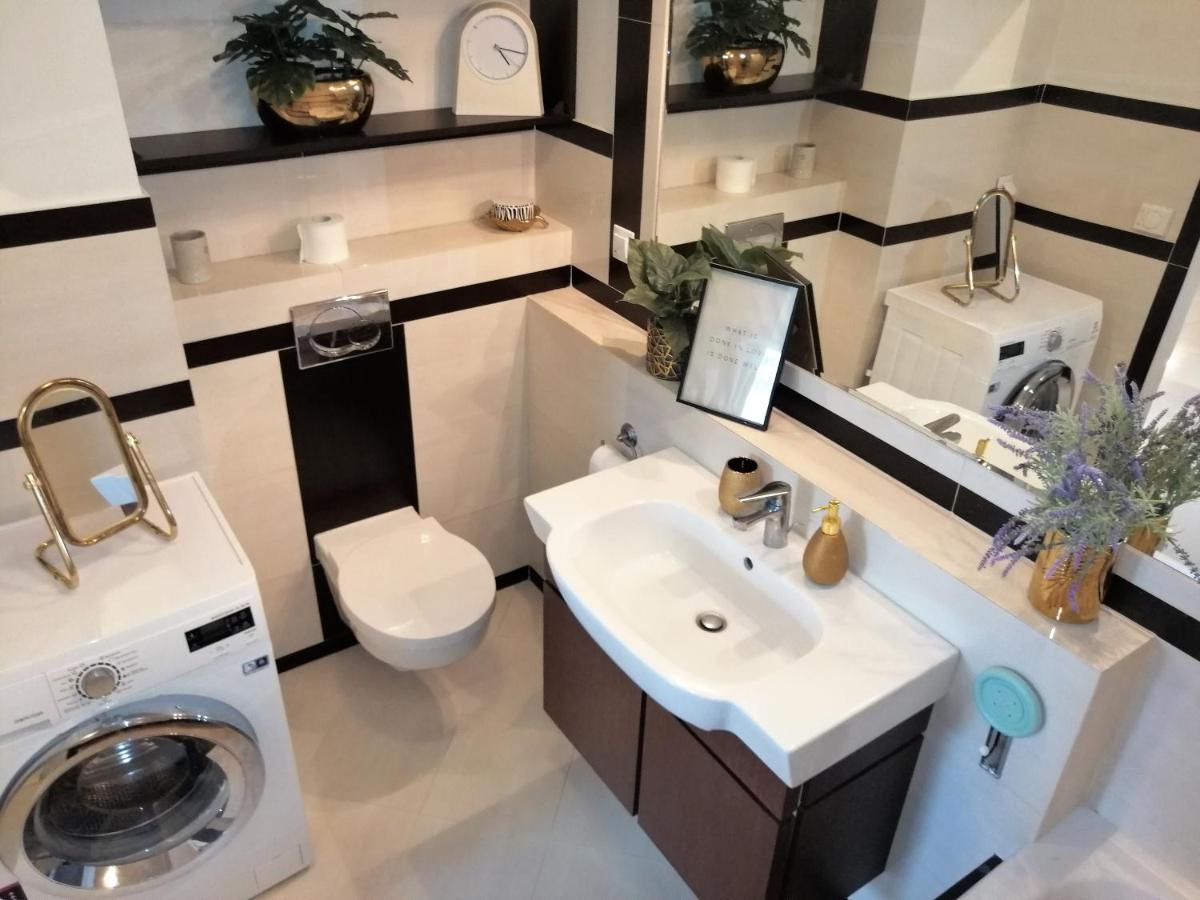 Orange Water Apartment กดัญสก์ ภายนอก รูปภาพ