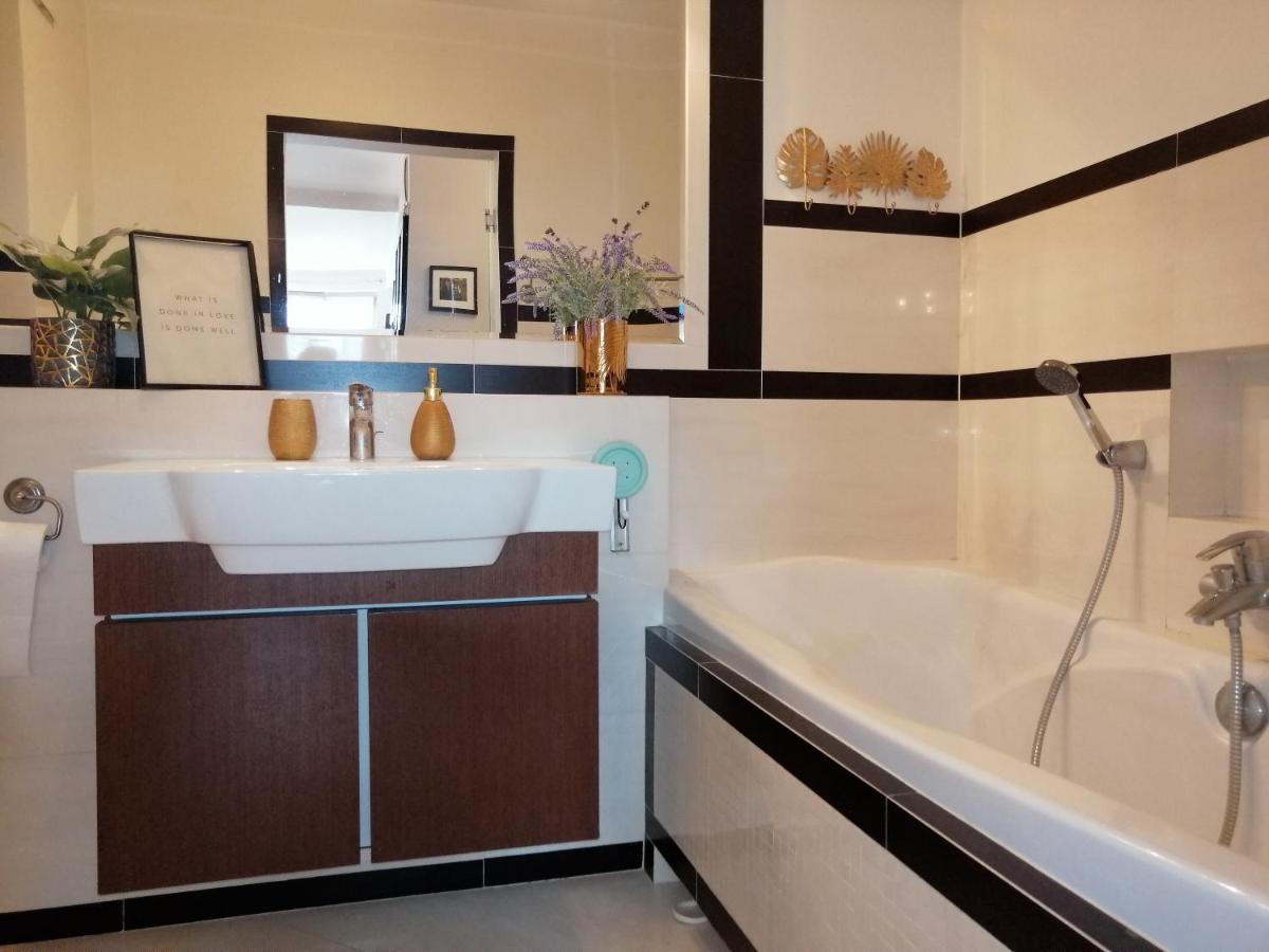 Orange Water Apartment กดัญสก์ ภายนอก รูปภาพ